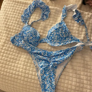 Bikini  - Säljer detta Bikini sättet ifrån Shein då den är för liten för mig, har aldrig använt den bara testat