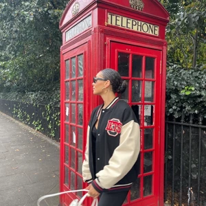 Baseball jacka  - Oversized baseballjacka från Urban Urban outfitters 