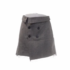 Zara kostym kjol - Denna fina kostymkjol från zara!⚡️💕 gammal kollektion. Inga defekter!💕