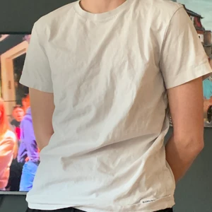 Björn Borg t-shirt - Snygg Björn Borg t-shirt som passar till allt. Köparen står för frakt. 