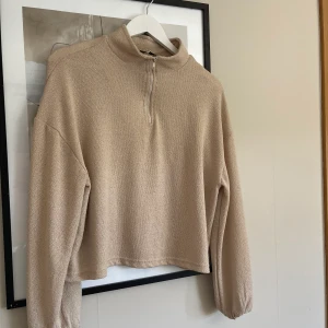 Kofta Chiquelle M - Fin kofta från Chiquelle storlek M