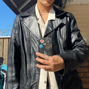 Skinnjacka  - Svart skinnjacka i fint skick 