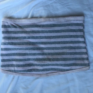 Tubtopp - Bilden är uppochner, är nästan aldrig använd och frakten ingår i priset och artikeln finns på flera sidor 