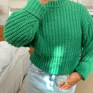 Grå stickad  - Perfekt stickad tröja till hösten😍