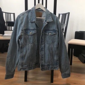 Jeansjacka  - Från lager 157