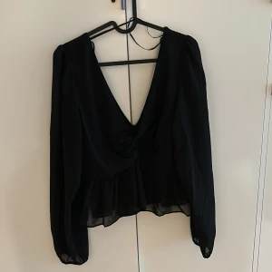 Blus - Blus från H&M, aldrig använd