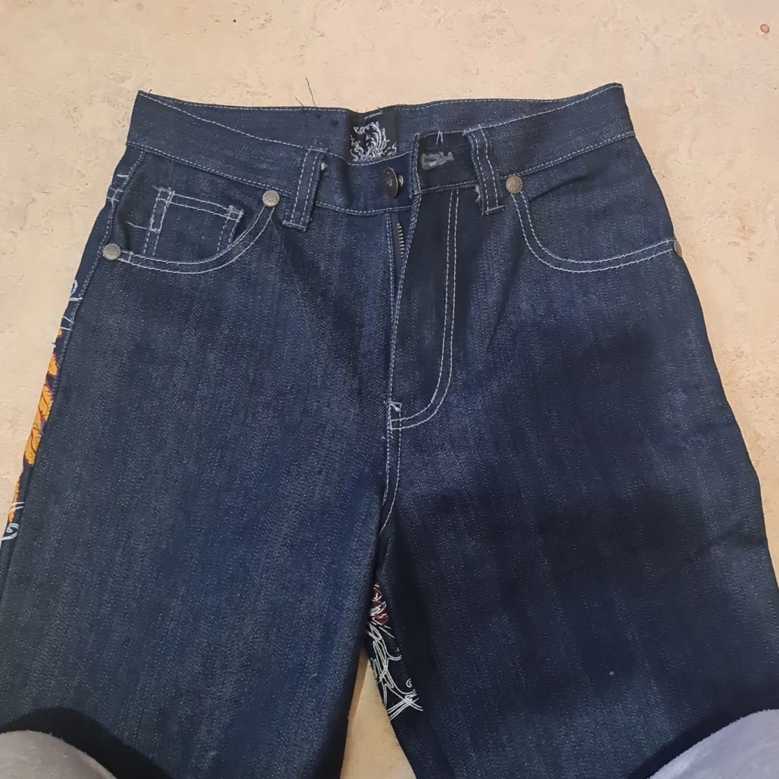 Jorts med cool tryck - 90