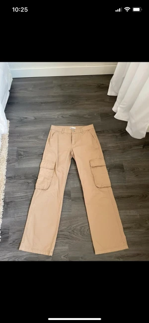 Cargopants - Cargopants, aldrig använda