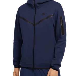 Nike tech - Mörkblå Nike tech hoodie säljs då den ej passar längre