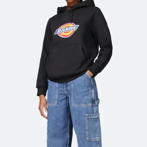 Dickies Hoodie - Har tyvärr slutat använda denna för att den börjar bli för liten. Tröjan är nästan i nyskick och har inga synliga skador 