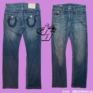 true religion jeans  - trueys i modellen zach big t😈ytterben 96cm😈innerben 70cm😈midja rakt över 40cm😈