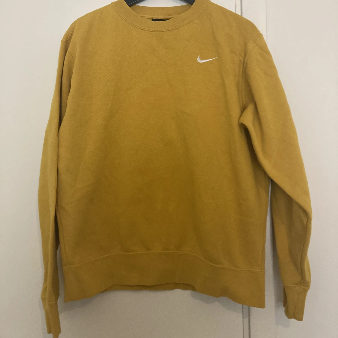 Nike crewneck