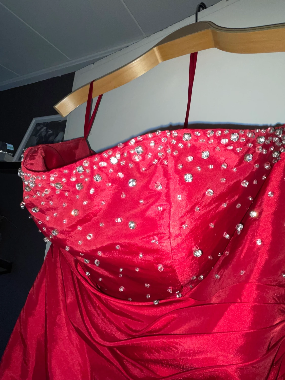 Elegant röd Balklänning  - 90