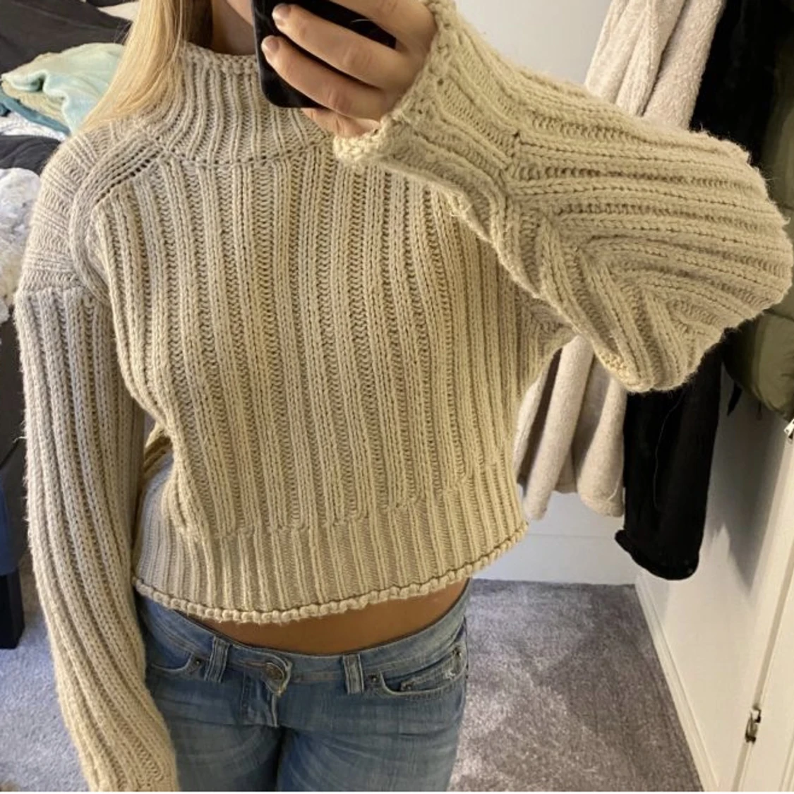 Beige stickad tröja  - 91