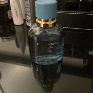 Dolce & gabbana lightblue forever edp - Nästan oanvänd parfym  Köptes från parfym.se 50 ml varav 45 ml kvar Eau de parfum Säljer den för 300