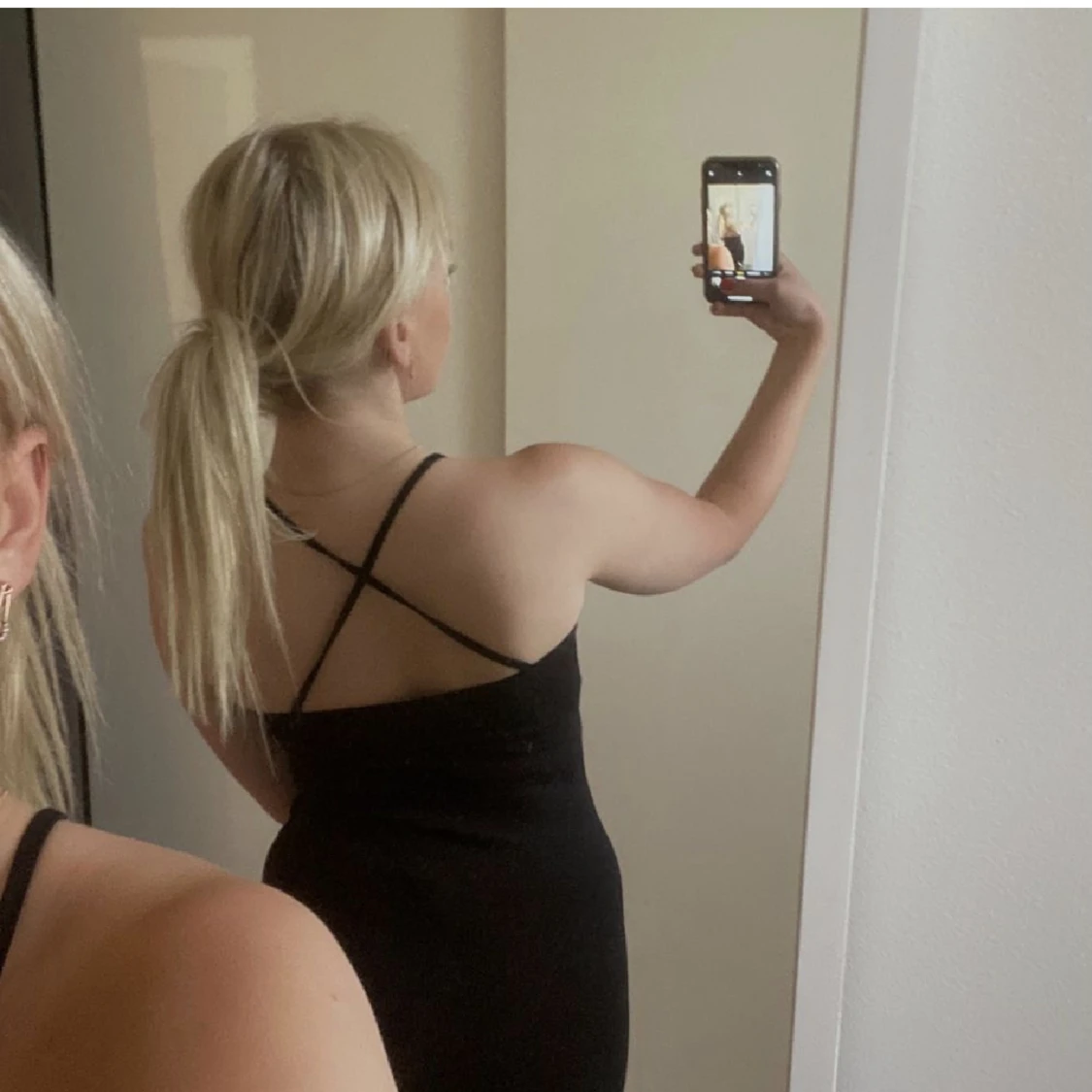 Svart klänning  - 90