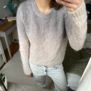 Stickad tröja - Mohair stickad tröja