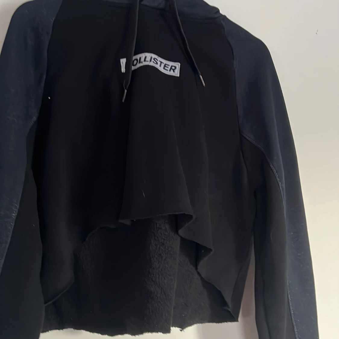 Magtröja från HOLLISTER  - 90