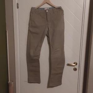 Byxor  - Använda ett par gånger 
