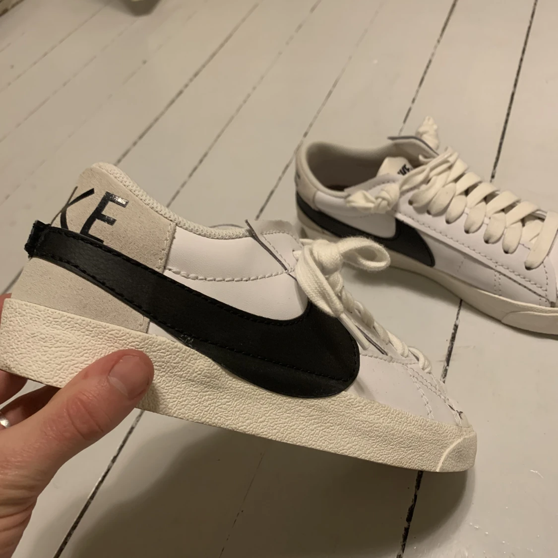 NIKE BLAZER LOW JUMBO