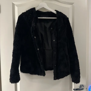 Jacka  - Jacka från vero Moda i storlek S