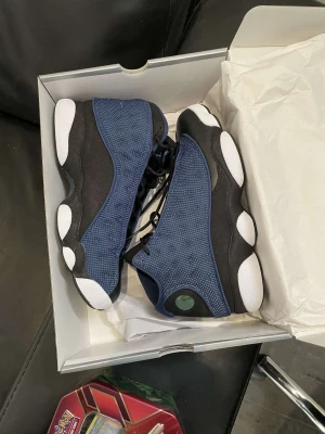 Jordan 13 - Knappast använda, ytterst lite heeldrag köpta på restocks. Kvitto finns