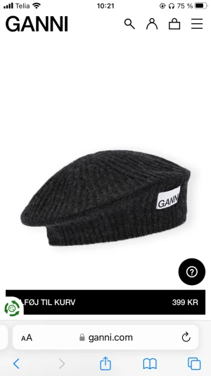 Basker ganni - Så söt basker från ganni! Köptes i december 22 och sparsamt använd! 