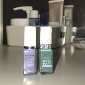 Nagellack 🤍 - Säljer dessa knappt använda nagellacken, ca 70~ 80% kvar. Säljer en för 10kr. 🤍