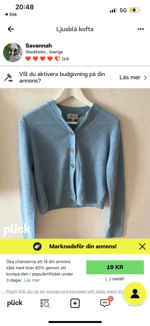 Ljusblå kofta - Så fin ljusblå lite tunnare kofta från &other stories. Köpt för några år sedan så finns inte kvar, men använd max fem gånger 💘 den är jättefin men kommer tyvärr inte till användning hos mig! Storlek XS, nypris 790kr.