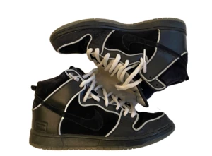 Nike SB dunks 44 - Nike SB dunk high purple box. 44 men passar även 45. 