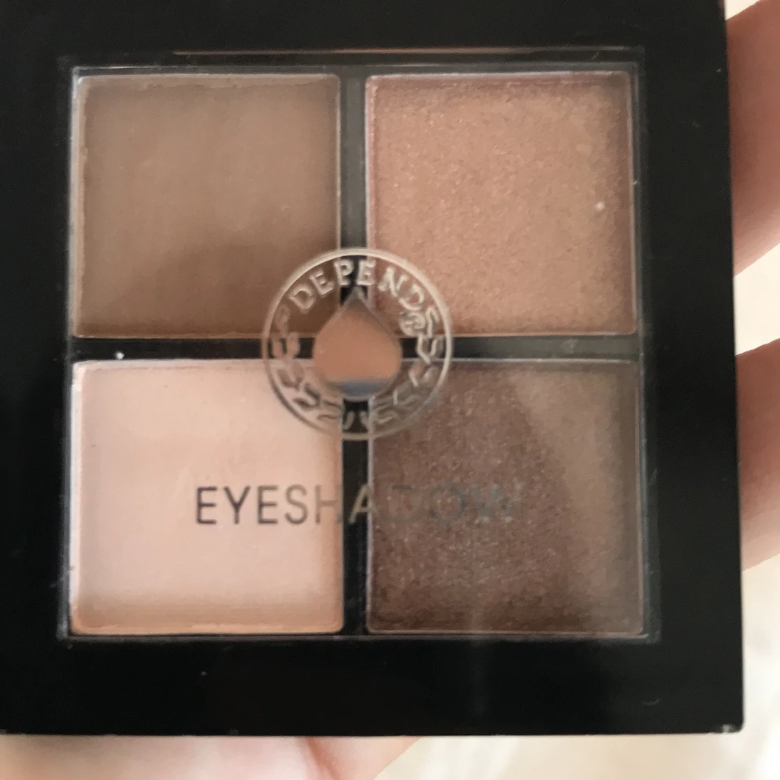 Oändvänd ögonskugga  - 91