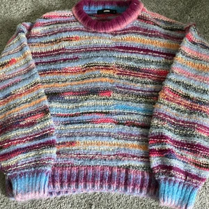 Stickad tröja från Bik Bok, storlek XS❤️ - En jätte fin stickad tröja, fint skick. Storlek XS. Ordinarie pris: runt 600 kr❤️