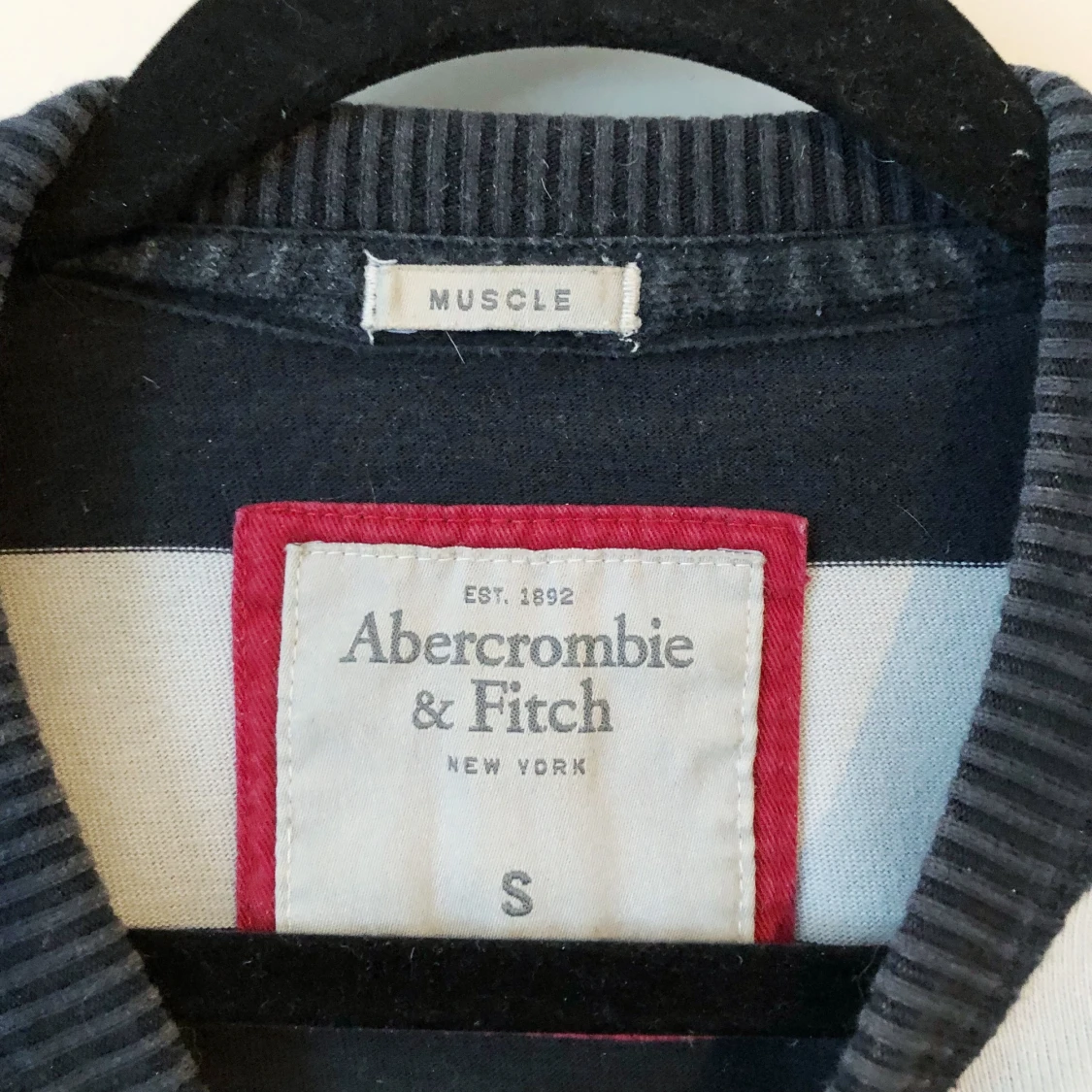 Abercrombie & Fitch / Tröja / Randig / Strl S - 91