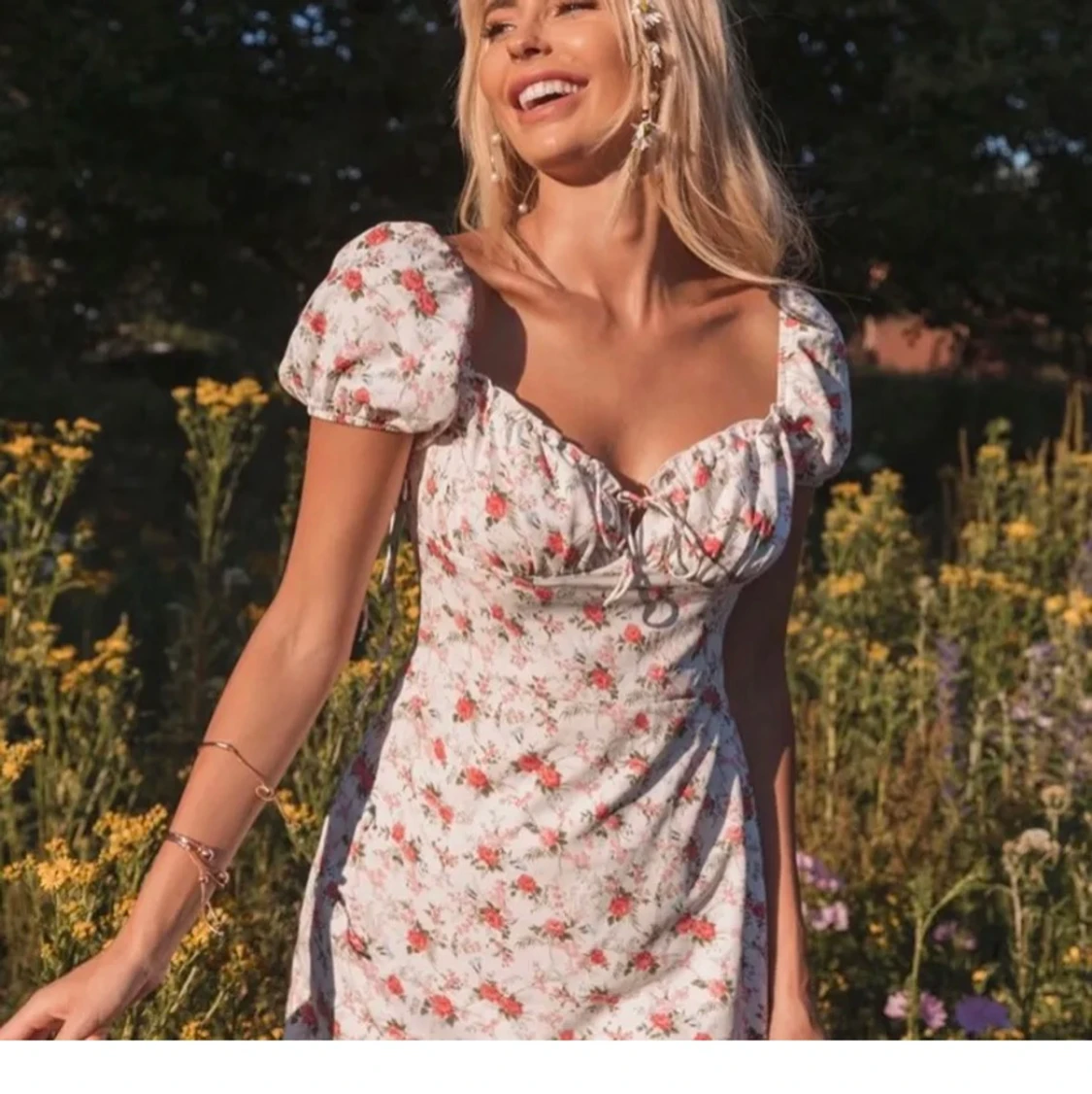 Blommig klänning - 90