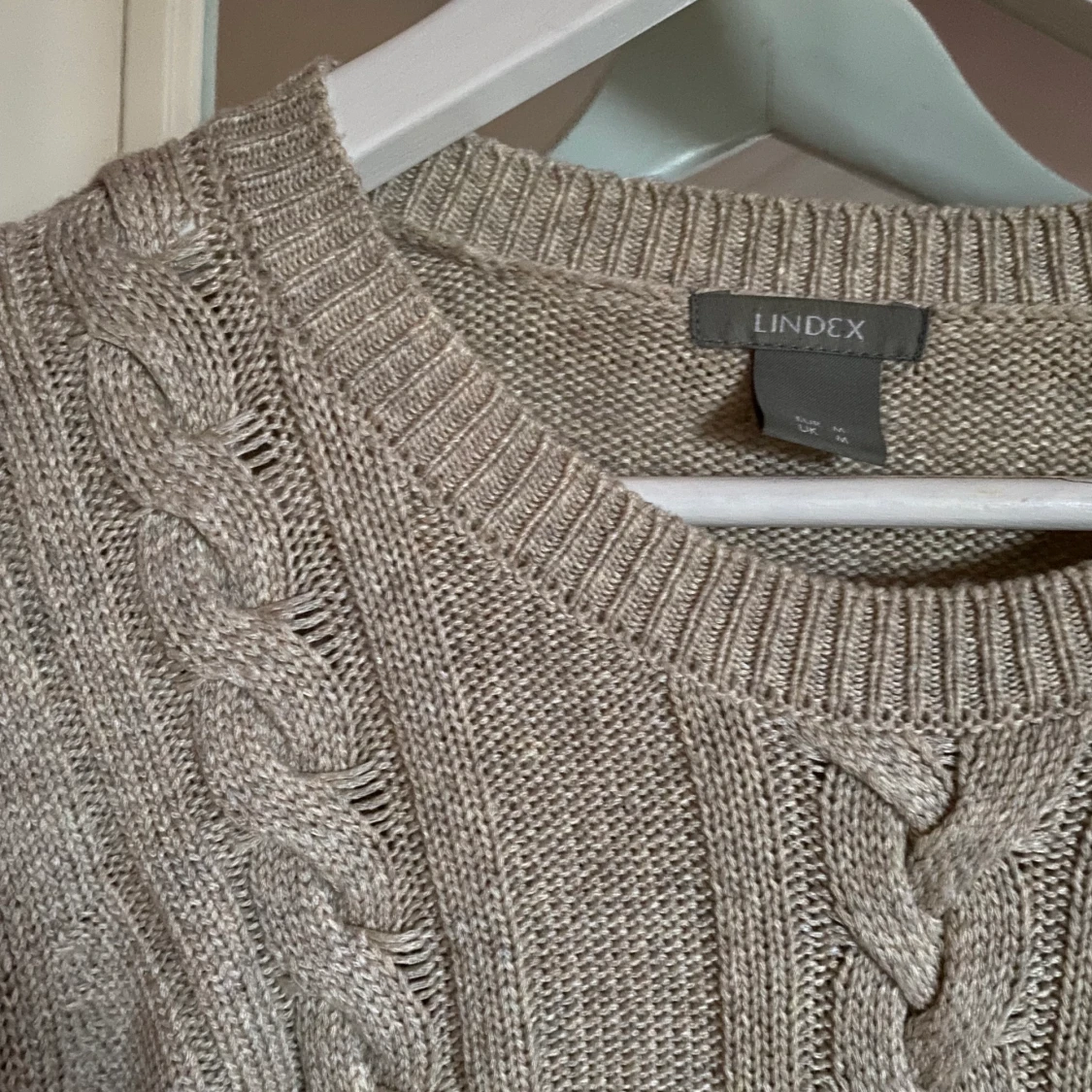 Stickad tröja  - 91