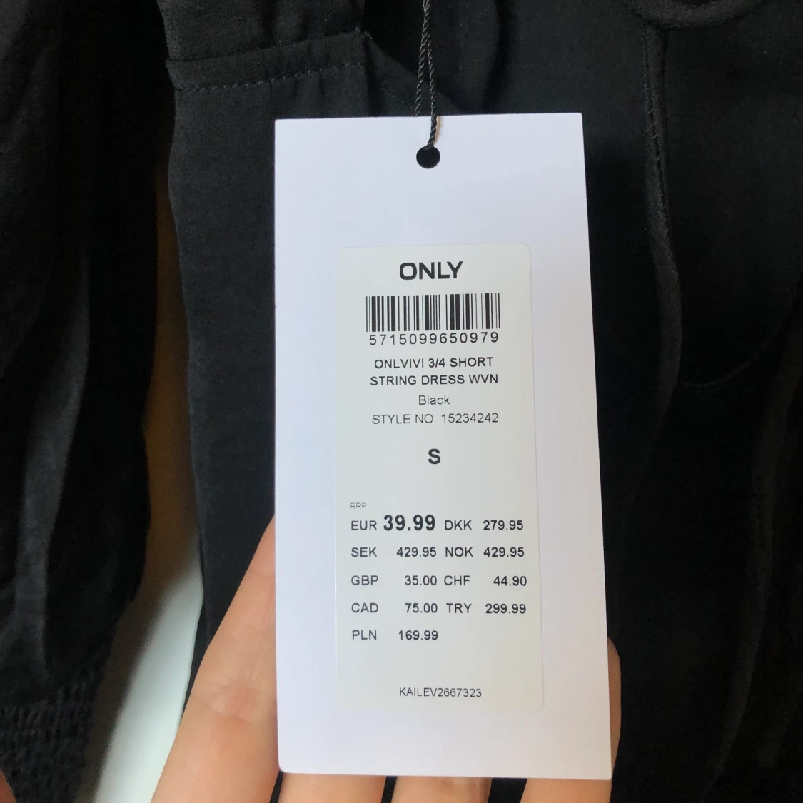 Festklänning med öppen rygg  - 91