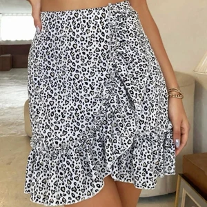 Kjol - Fin kjol ifrån Shein (Ordpris 179:-) HELT SLUTSÅLD! Väldigt bekväm!  💖 