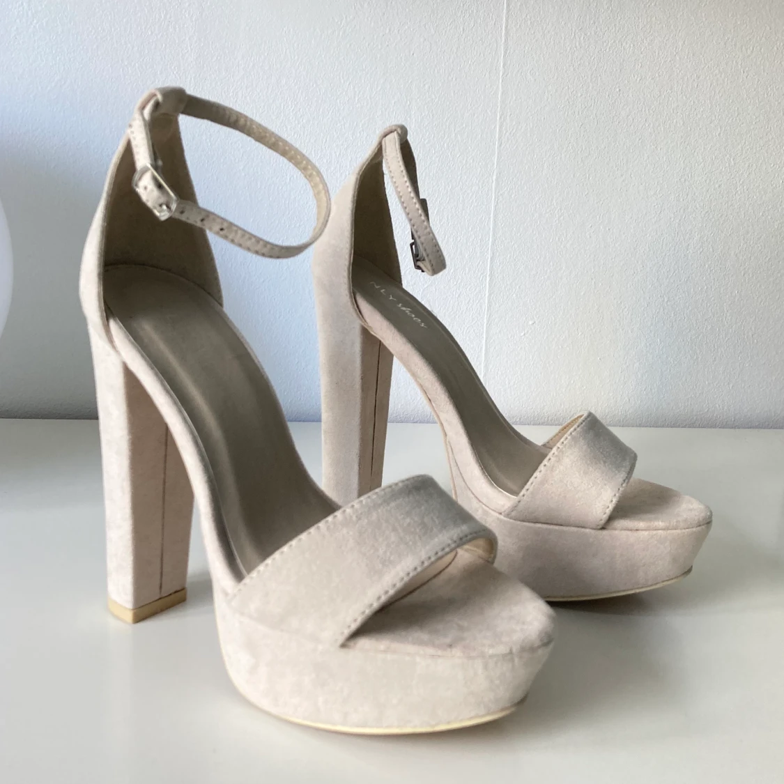 KLACKAR || NLYSHOES - 90