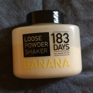 183 DAYS Powder Shaker, Banana scented 🍌 - Från 183 days, beställd på nätet för 10 dagar sedan, använd 5 gn!ger, kommer ej användas ingen. (!!TVÄTTAS INNAN KÖP!!)