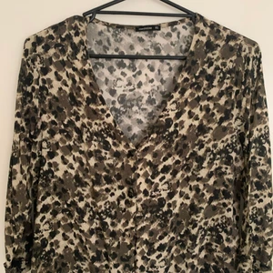 Crop top - Cute fitted crop top size xs. 