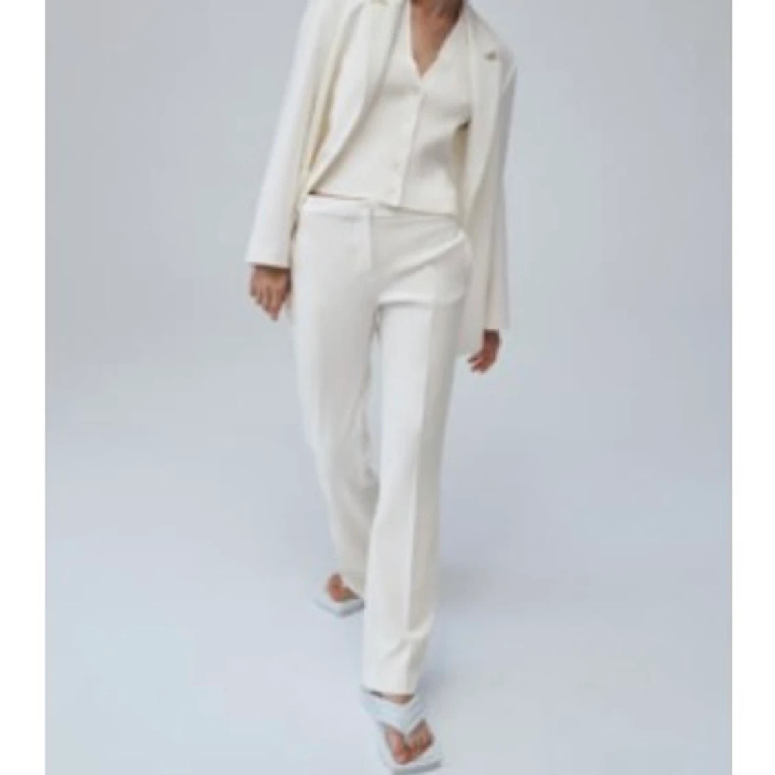 Lågmidjade kostymbyxor