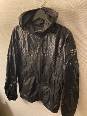 Peak Performance, Träningsjacka, Strl S - Fint skick, använd fåtal gånger