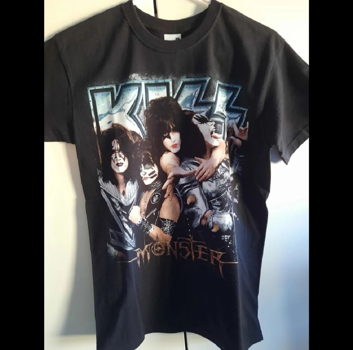 Kiss merch!! 