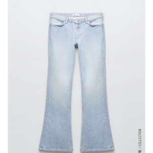 Zara jeans low waist st34 - Säljer demhär byxorna aldrig använda med lappar kvar, superfina men råkade tyvärr köpa en storlek för liten💗