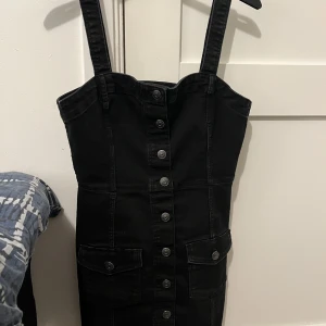 S -  Strandklänning Använt två gånger storlek S