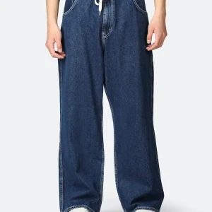 Fortysix jeans - Oversized baggy jeans från märket District Fortysix som finns på Junkyard. Storlek S men väldigt oversized. Nypris 800kr säljer för 500kr, superbra skick!🫶🏻 