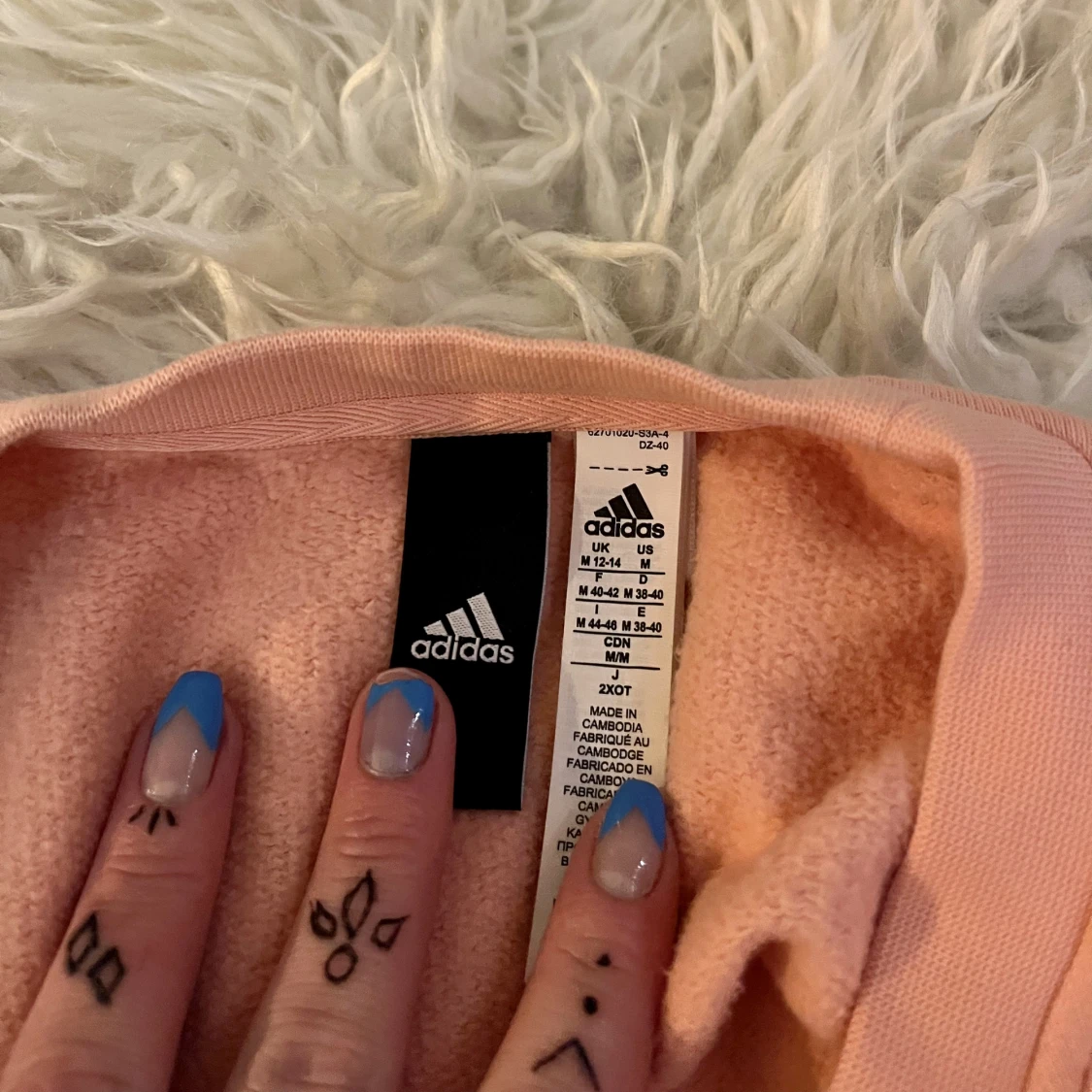 Adidas tjocktröja - 91