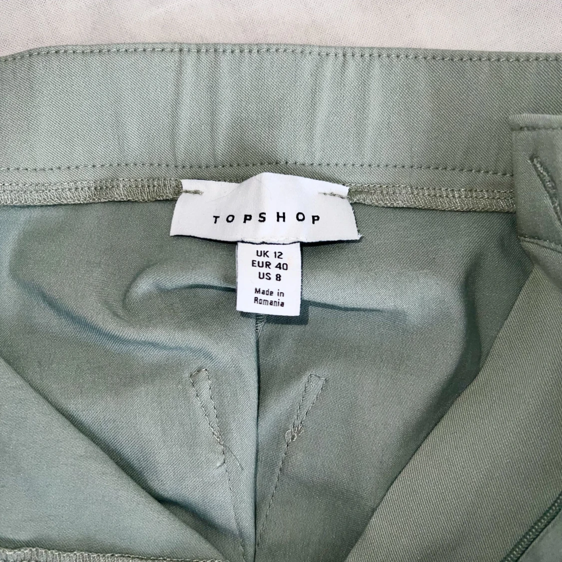 Utsvängda byxor - 91