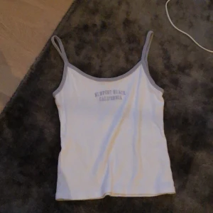 Brandy Melville linne - Säljer brandy Melville linne, helt oandvänt