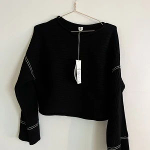 Aldrig använd tröja från Arket - Aldrig använd tröja från Arket (hittade bara produktbild på vit) 